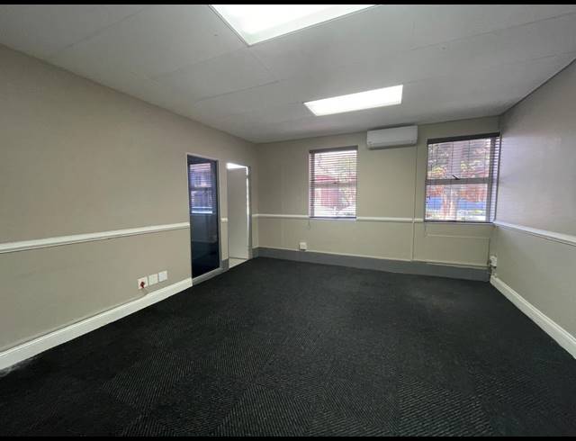 488M² OFFICE TO LET IN RIVONIA
